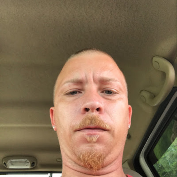 Profile Picture of Jonathan Watkins (@jonathanwatk367) on Poshmark