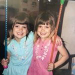 Profile Picture of Al + Cole (@mikalunas_twinstagraam) on Instagram