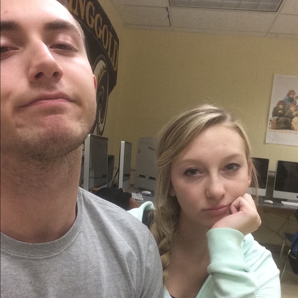 Profile Picture of Ryan Colagiovanni (@ryancola) on Poshmark