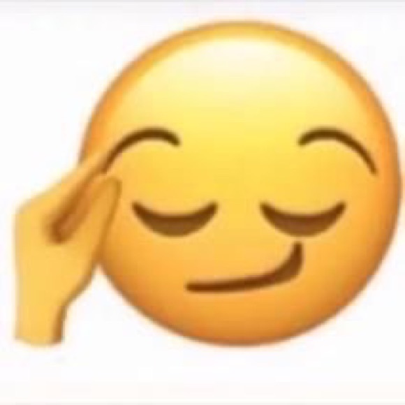 Profile Picture of Idjs Sheu (@mikkrayne) on Poshmark