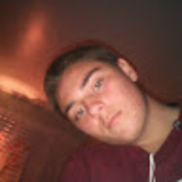 Profile Picture of Justin Donahoe (@donahoe1298) on Poshmark