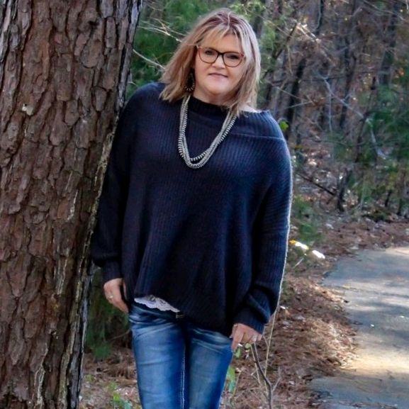 Profile Picture of Shelley Warren Speer (@shelleyspeer) on Tiktok