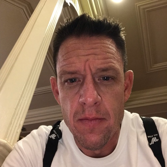 Profile Picture of Jonathan Hope (@jonathanlhope) on Poshmark