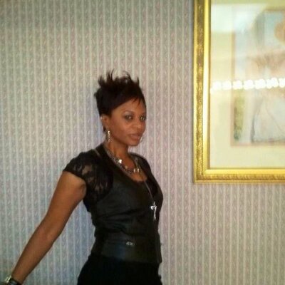 Profile Picture of SheRon Lee (@guytwin2) on Twitter