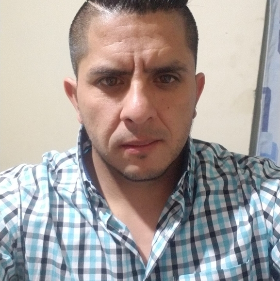 Profile Picture of Oscar Oñate (@oscarbaltita88) on Poshmark