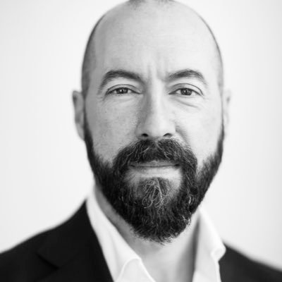 Profile Picture of Paul Hughes (@paulhugheslive) on Twitter