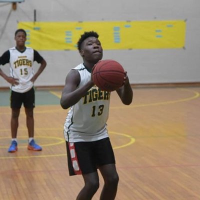 Profile Picture of DW3 🖤 (@DesWitherspoon) on Twitter