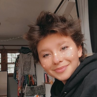 Profile Picture of Michaela A (@MichaelaAllen27) on Twitter