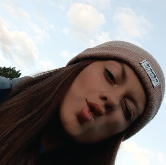 Profile Picture of Adeline Callos (@adelinecallos) on Poshmark