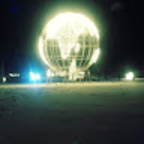 Profile Picture of Denise Vereen (@ecntric2lp2469) on Poshmark