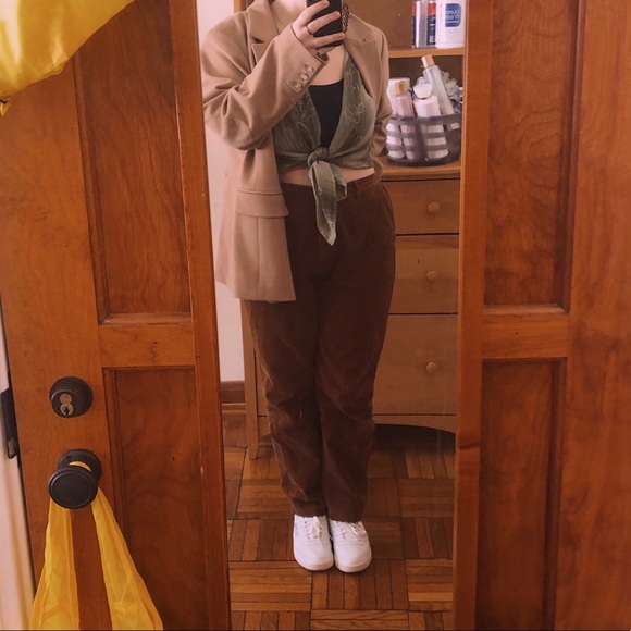 Profile Picture of Ingrid Engelhardt (@ingridengelhard) on Poshmark