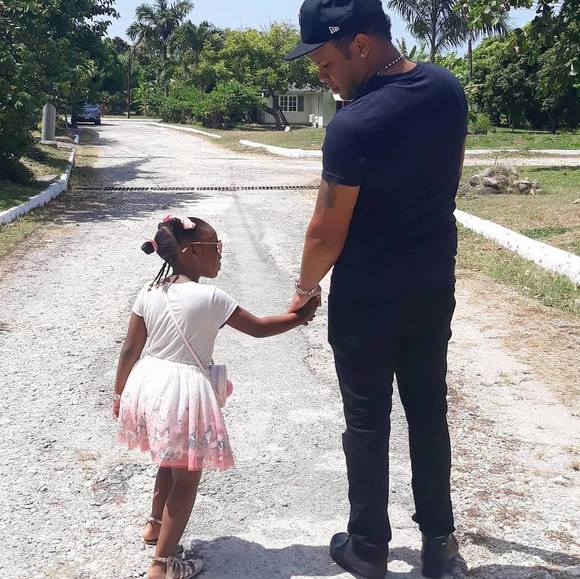 Profile Picture of Jeffrey Nevins (@jeffrey_nevins) on Poshmark