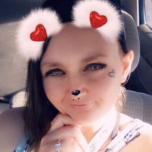 Profile Picture of Harleyweakland420 (@jessicaweakland) on Tiktok