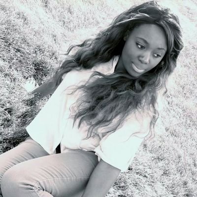 Profile Picture of Joya Davis (@davis_joya) on Twitter