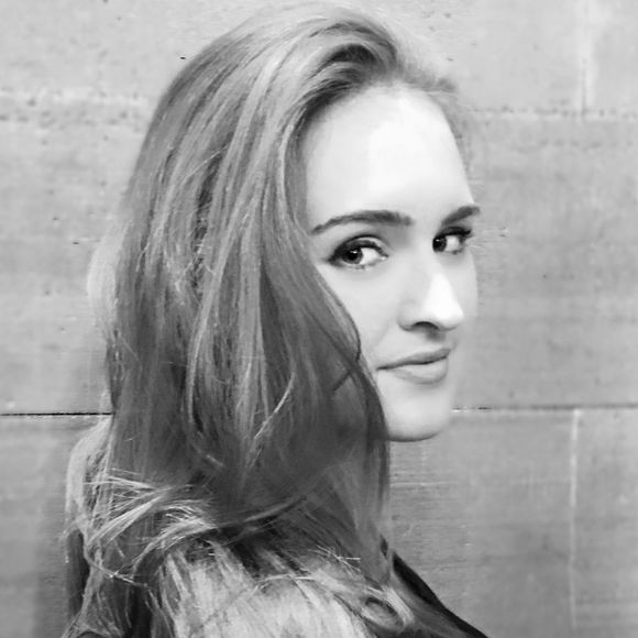 Profile Picture of Kacie Calhoun (@kaciescc) on Poshmark