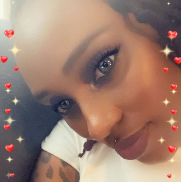 Ruthann Thompson - Poshmark Profile Picture of Ruthann Thompson (@ruthompson) on Poshmark