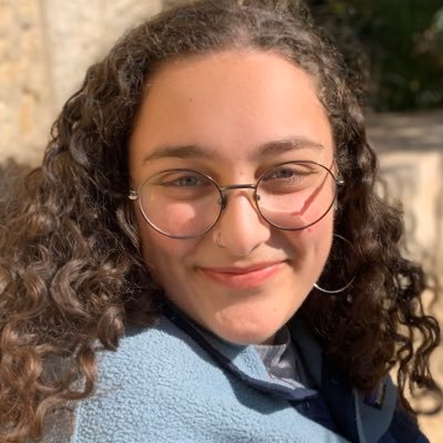 Profile Picture of Leah May (@Leah_Maybe) on Twitter