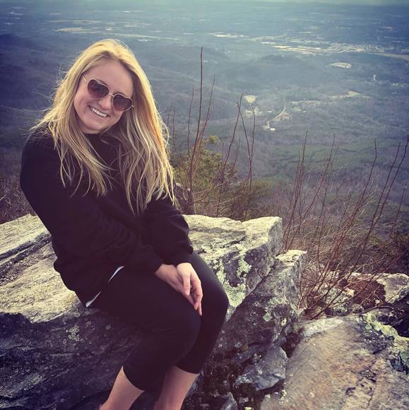 Profile Picture of Adelyn Wetzel (@adelynwetzel) on Poshmark