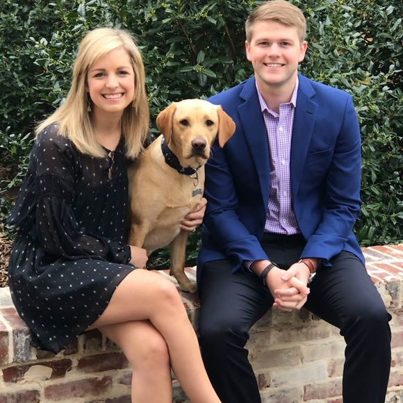 Profile Picture of Sarah Andrews (@sandrew7) on Poshmark