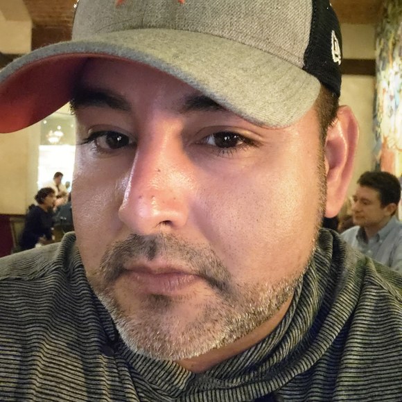 Profile Picture of Servando Hinojosa (@servandoh) on Poshmark