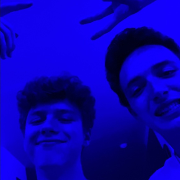 Profile Picture of Tomas Francois (@tomasfrancois) on Poshmark