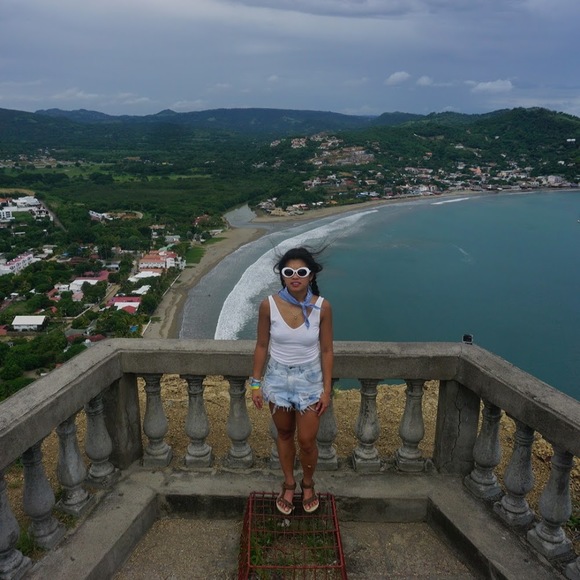 Paula Legaspi - Poshmark Profile Picture of Paula Legaspi (@paulegaspi23) on Poshmark