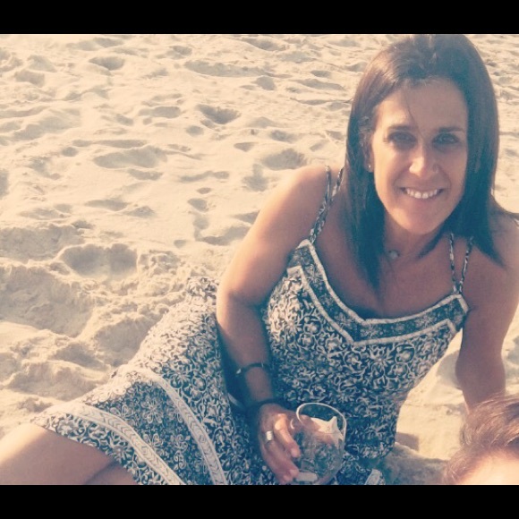 Profile Picture of Liz Dehler (@lizdeh) on Poshmark