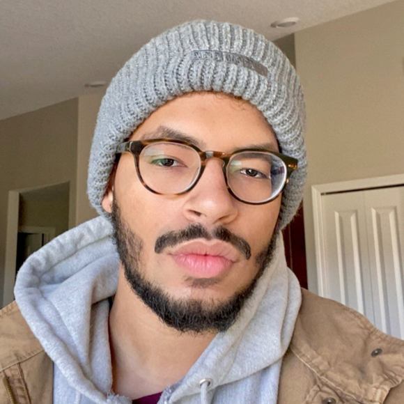 Profile Picture of Paul Alexander (@paulalexander98) on Poshmark