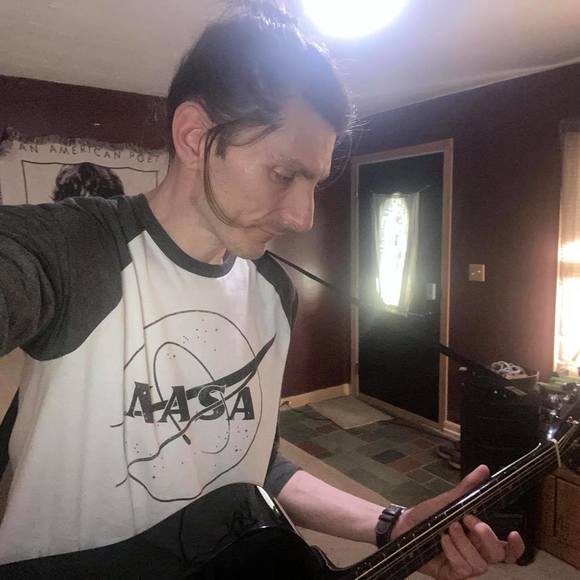 Profile Picture of Jeremy Maxwell (@swell2500) on Poshmark