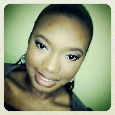 Profile Picture of Mandi Edwards (@dollshape24) on Twitter