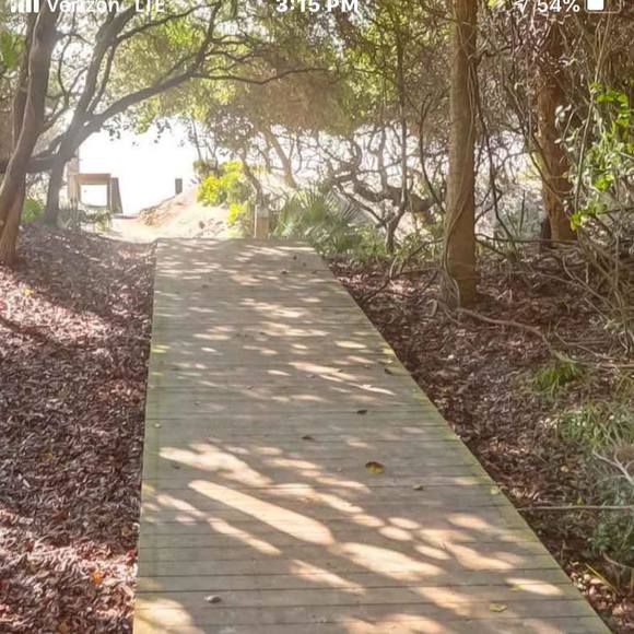 Profile Picture of Michele Schoellkopf (@mschoell1225) on Poshmark