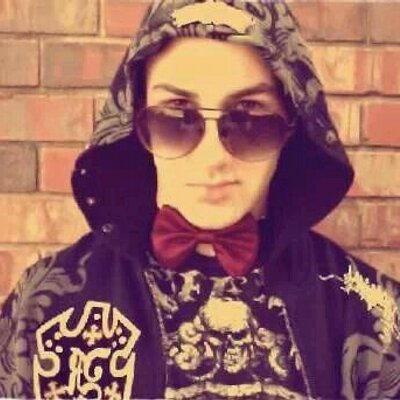 Profile Picture of Dustin Givens (@DeviousDGiv) on Twitter