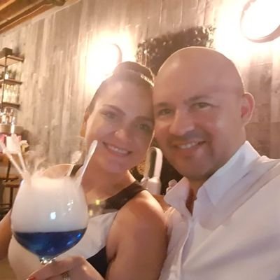 Profile Picture of Nancy Elena  Arboleda (@dobie1982) on Twitter