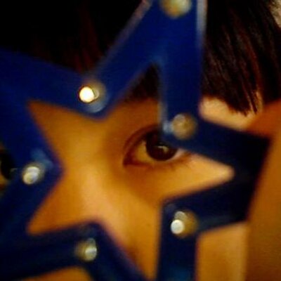 Profile Picture of Violet Winters (@Winter_Vi) on Twitter