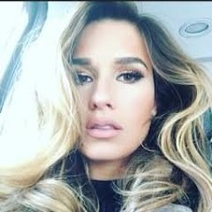 Profile Picture of Jenny_decker (@jennydeckyy) on Twitter