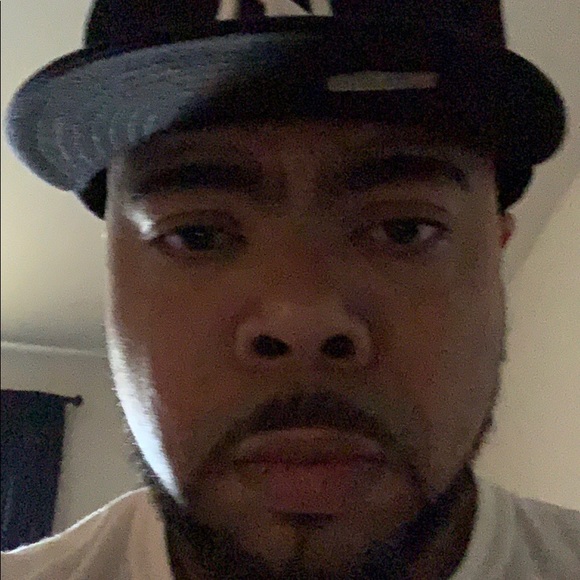 Profile Picture of Carlos Jones (@cjones60426) on Poshmark