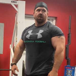 Profile Picture of Andy Baker (@bakerbarbell) on Instagram