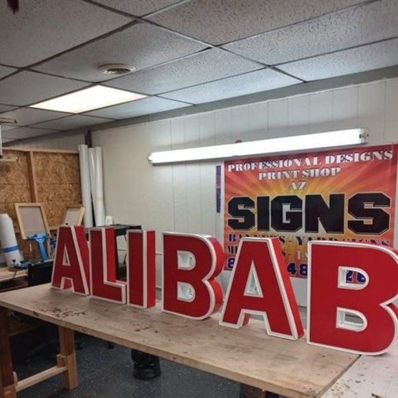 Hassan Azrag - Poshmark Profile Picture of Hassan Azrag (@hassanazragh) on Poshmark