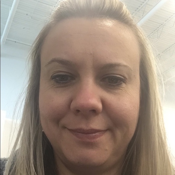 Profile Picture of Patricia Bugajny (@pbugajny) on Poshmark