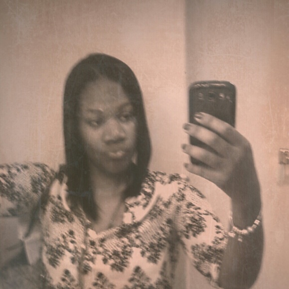 Profile Picture of Alexsa Ramseur (@aramseur) on Poshmark