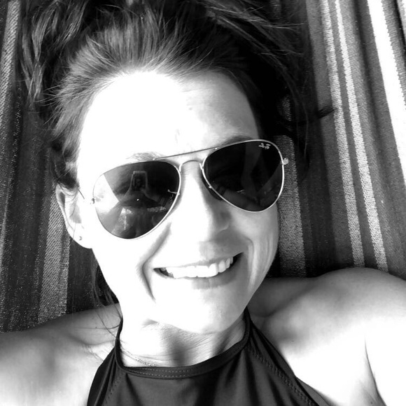 Profile Picture of Amy Hegemeyer (@lilbit0504) on Poshmark