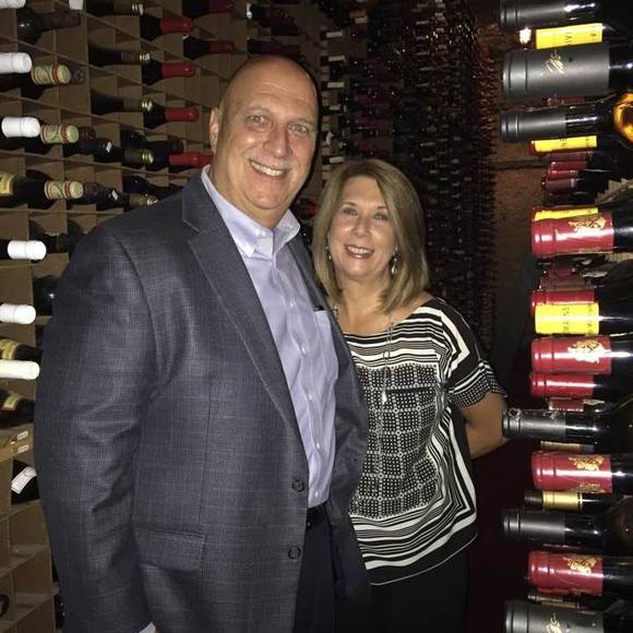 Profile Picture of Sandy Introcaso (@siiray) on Poshmark