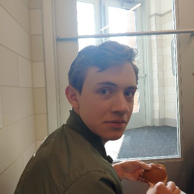 Profile Picture of Carl Shultz (@CarlShultz12) on Twitter