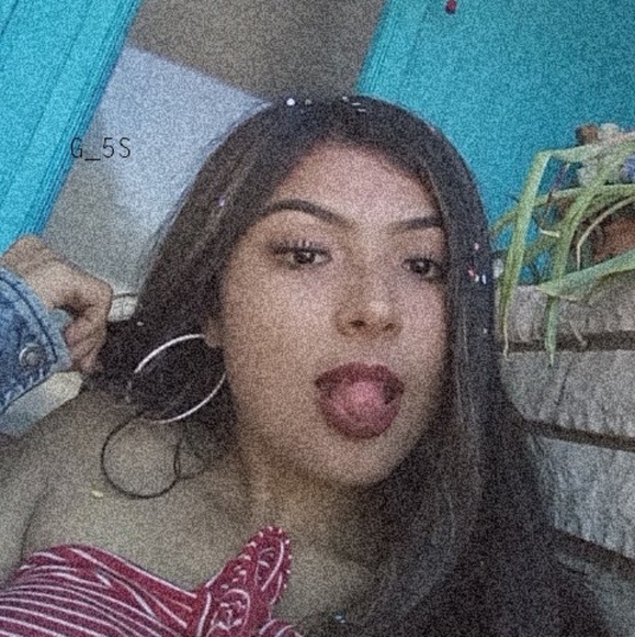 Profile Picture of Ruby Lugo (@rubyanne217) on Poshmark