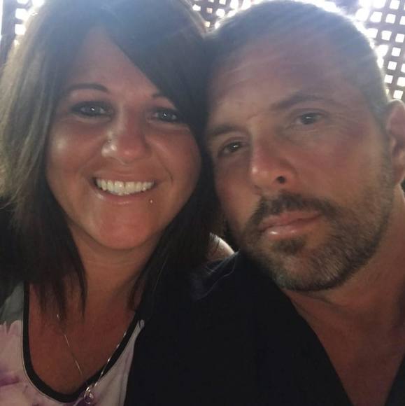 Profile Picture of Tobyandtracy Thomas (@tobyandtracyt) on Poshmark