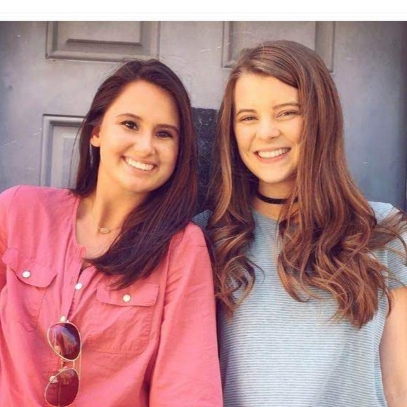 Profile Picture of Kelly Keller (@kellykeller133) on Poshmark