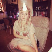 Profile Picture of Tara Pearson (@Tarzybabyxx) on Youtube