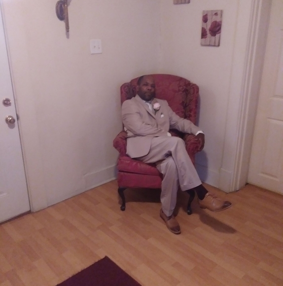 Profile Picture of George Dennis (@george_dennis) on Poshmark