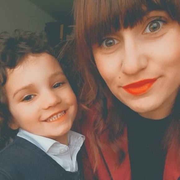 Profile Picture of Danielle Wickens (@daniellewickens) on Poshmark