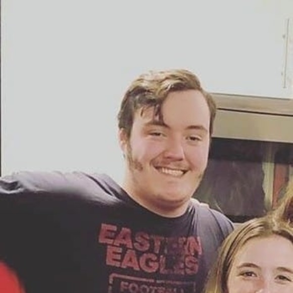 Profile Picture of Hank Ginnis (@bengals1999) on Poshmark